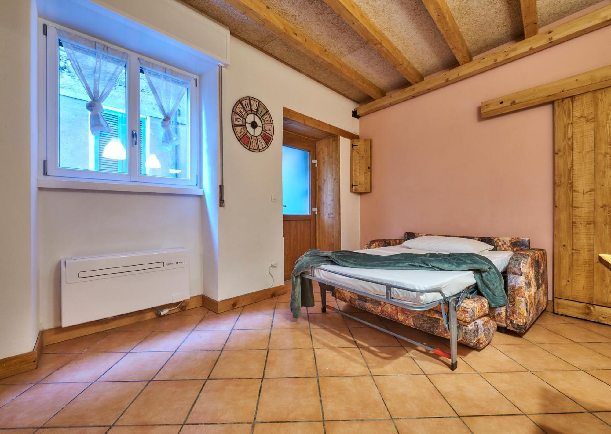 Вілла Casa “La Contrada” Варенна Екстер'єр фото